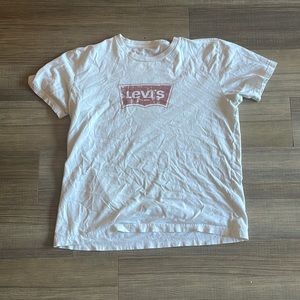 Woman’s Levi shirt